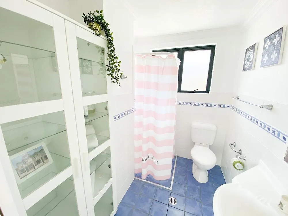Komune Gold Coast Coolangatta